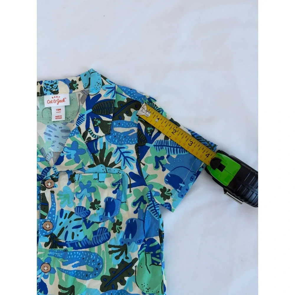 Cat & Jack Baby Boy 18M Blue Green Jungle Animal Shirt and Shorts Matching Set